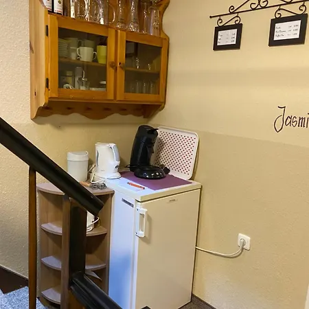 Konukevi Fruhstuckspension Lavendel 3*