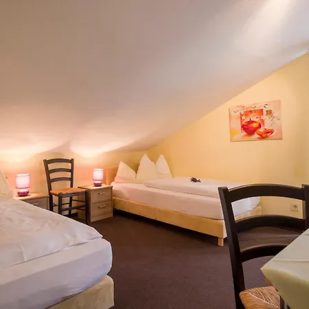 Casa de hóspedes Fruehstueckspension Lavendel 3*