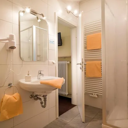 Fruehstueckspension Lavendel אובראודורף