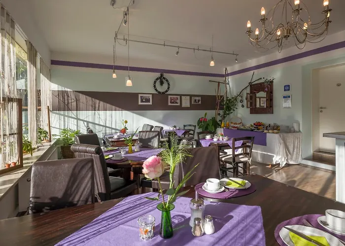 Fruehstueckspension Lavendel بيت ضيافة 3*